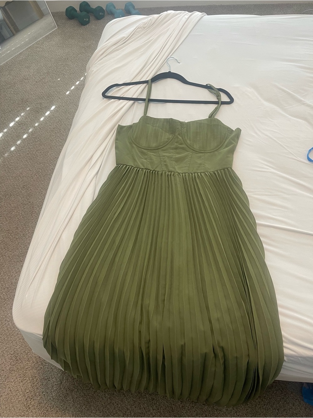 Olive Green Pleated Spaghetti Strap Midi Dress